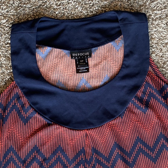 En Focus Petite Sleeveless Shift Dress Red & Navy Blue Zigzag Chevron, Women 4P - Picture 5 of 12